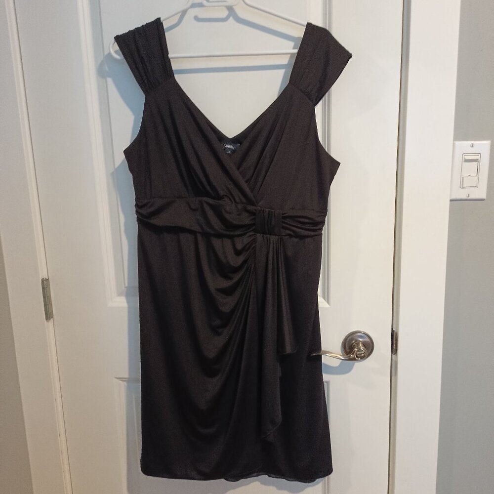 Reitmans Women's Sleeveless V-Neck Dress Size Large